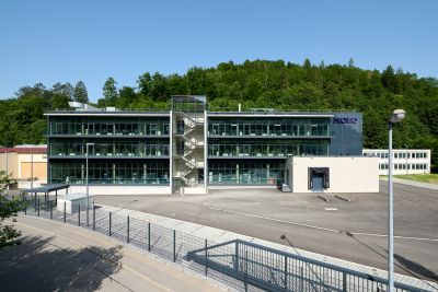 Produktions- und Verwaltungsgebäude in Bad Urach