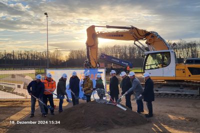 Spatenstich Tennishalle Laupheim