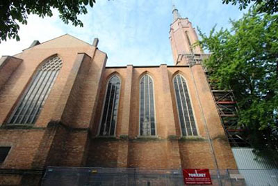 TORKRET restauriert Fassaden der Kreuzkirche Bonn