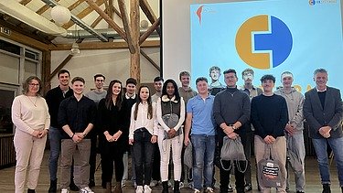 Gruppenfoto junge Auszubildende