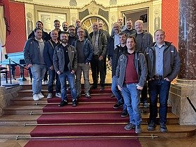 Gruppenfoto von Teilnehmern im Schloß Hohenzollern