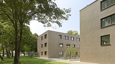 Foto von außen Gebäudeecke
