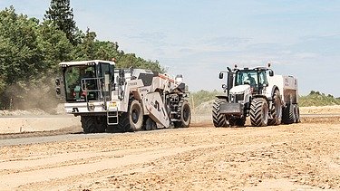 Here is a short description of the picture.