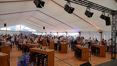 Festzelt am Freitag