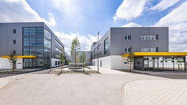 Foto Gebäude HyFAB 2 und Powder-Up!