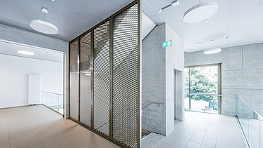 Foto Flurbereich mit Treppenhaus