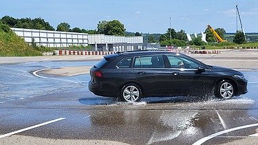 Hier steht eine kurze Beschreibung des Bildes.