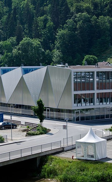 Bild Drohnenansicht auf das Gebäude