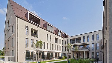 Foto Innenhof mit Garten