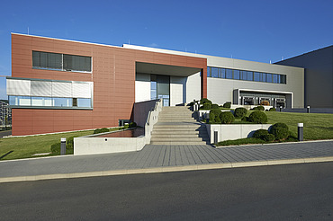 Außenansicht auf das Gebäude