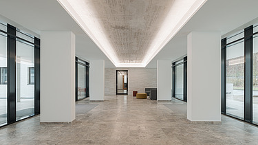 Foto im Innenbereich des Zwischengang